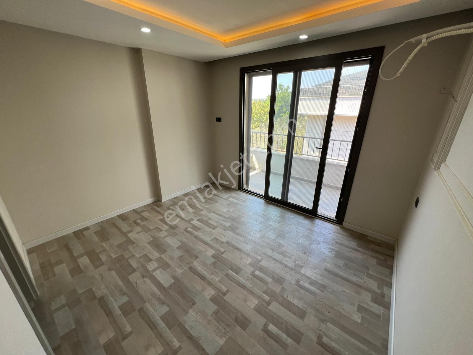 🩷cemre Emlaktan Güre'de Asansörlü Satılık Sıfır 4+1 Villa🩷 - Görsel 5