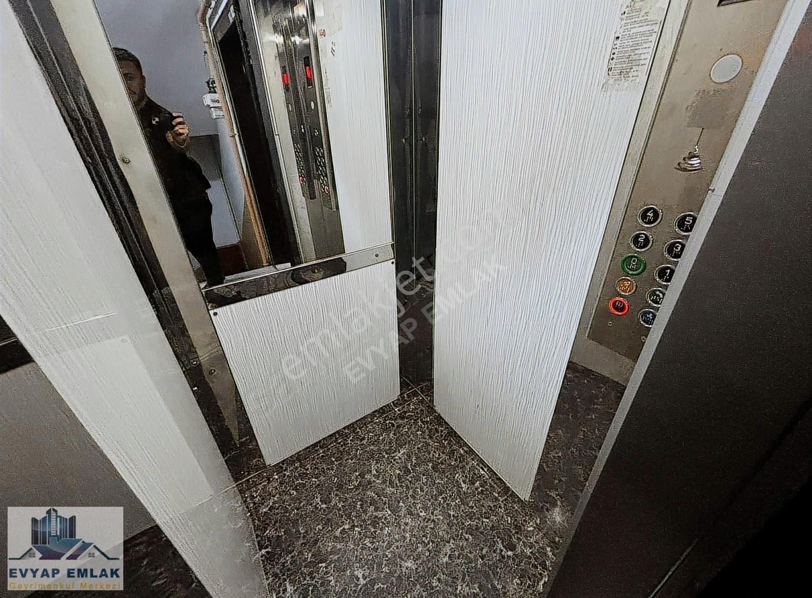 Ev-yap'tan Bahçelievler Yayla Yakını 3+1 Köşe Asansörlü Daire - Görsel 16