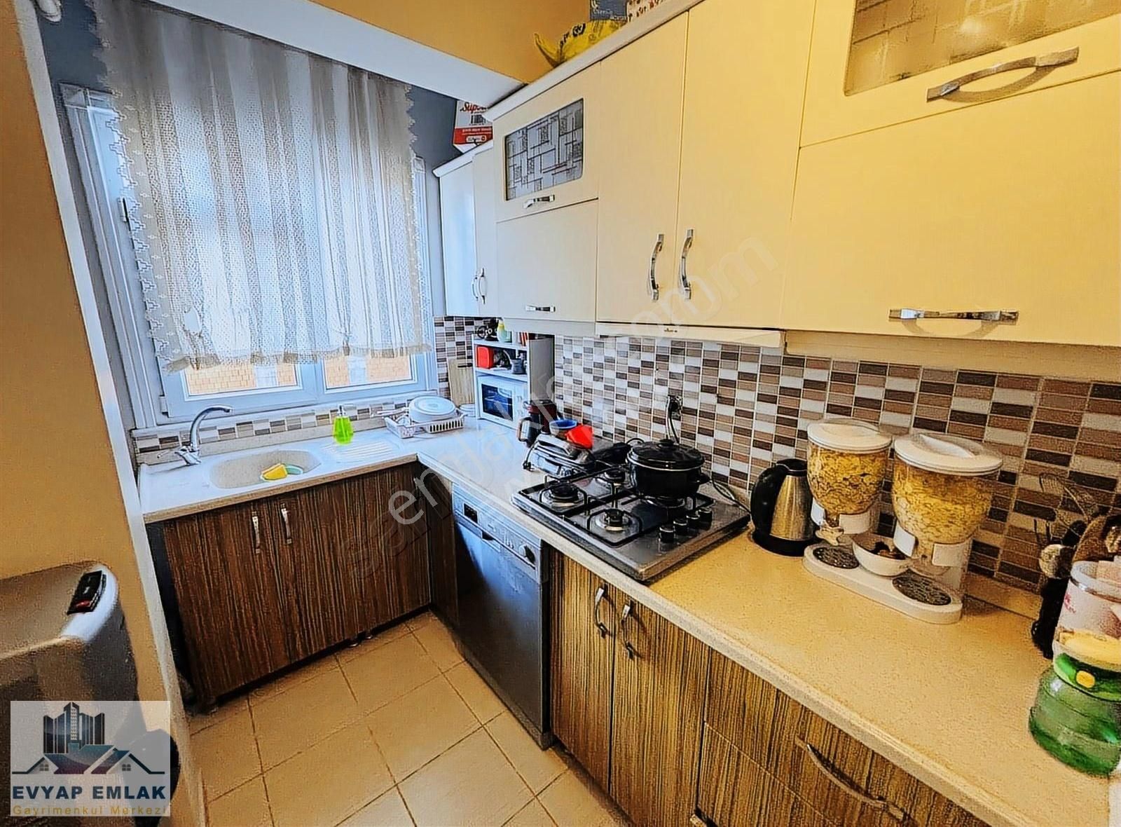 Ev-yap'tan Bahçelievler Yayla Yakını 3+1 Köşe Asansörlü Daire - Görsel 14