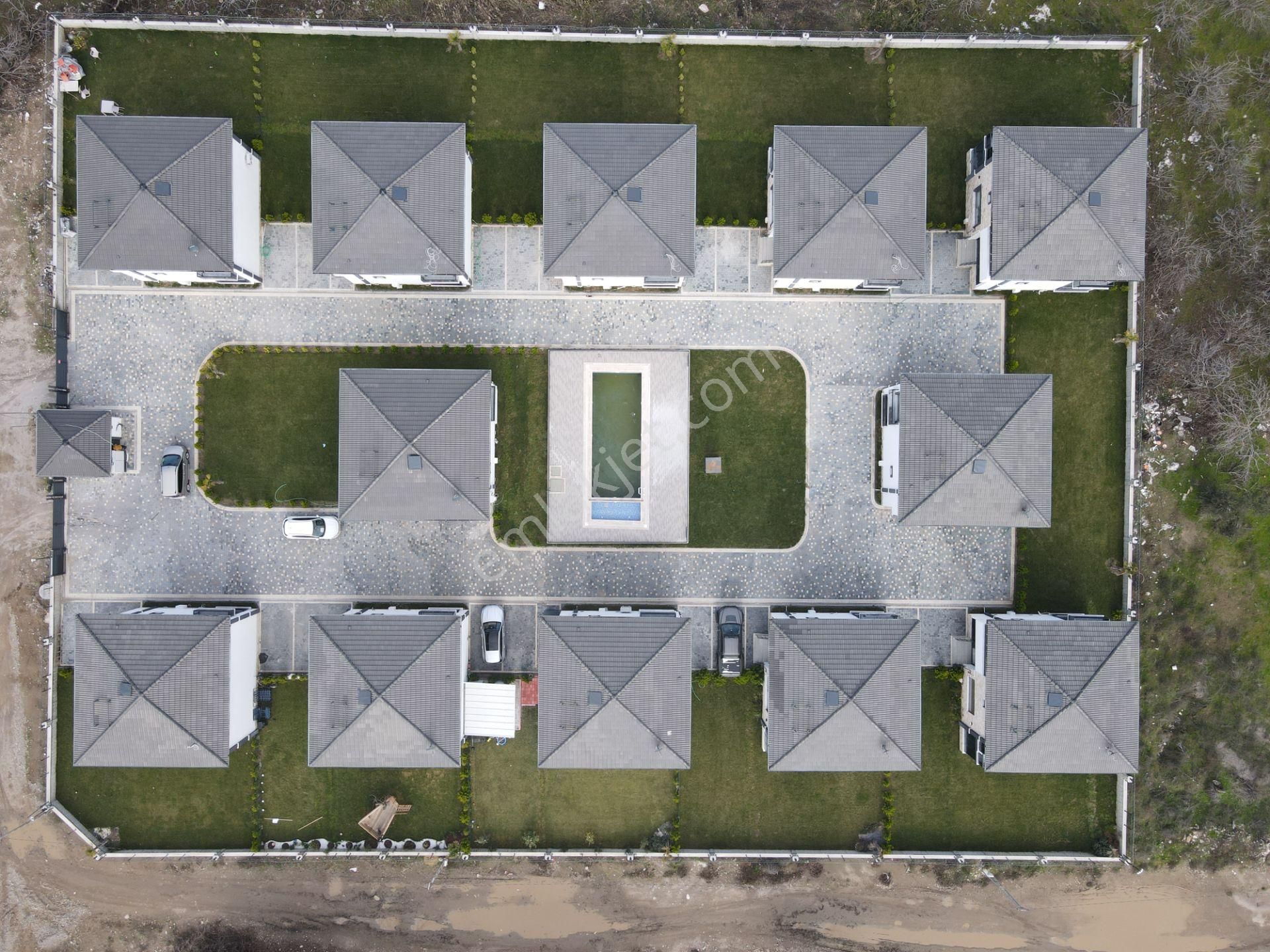 Irmaksudan Edremit Te Tasarım Harikası Satılık 4+1villa - Görsel 20