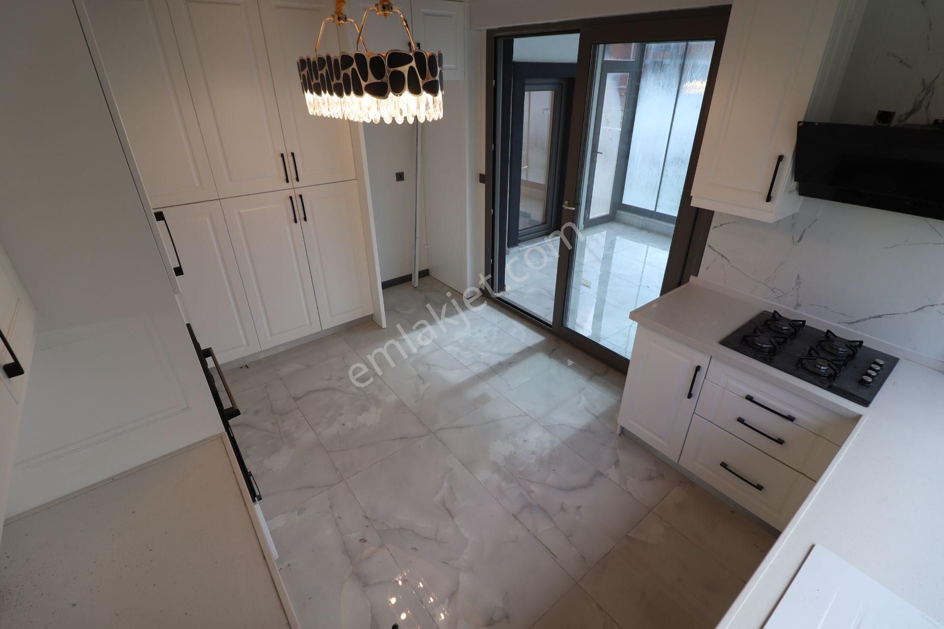 Irmaksudan Edremit Te Tasarım Harikası Satılık 4+1villa - Görsel 19