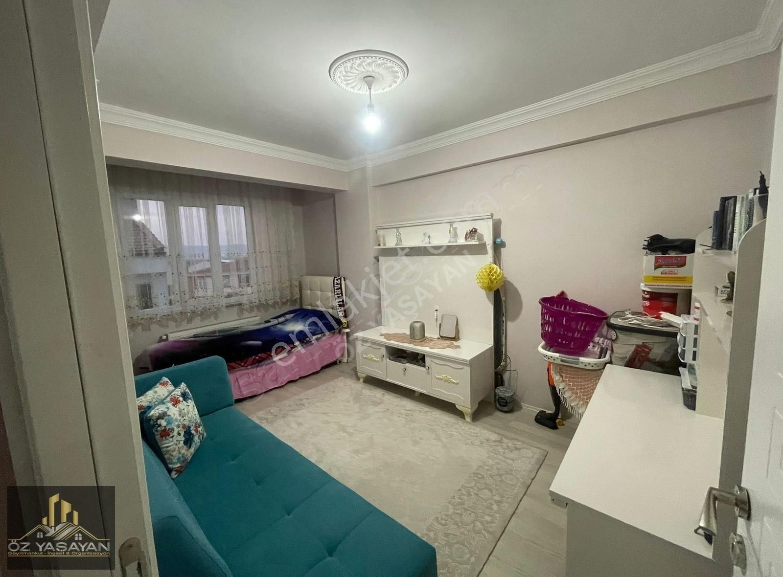 Öz Yaşayandan Şemsettin Günay Cad. Yakını 3+1 145 M2 Daire