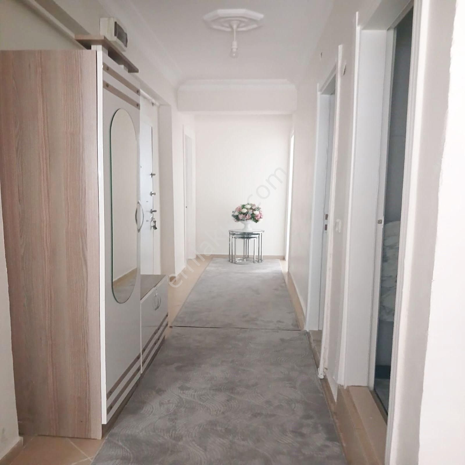 Orhangazi De 2+1 80 M2 Satılık Bahçe Katı