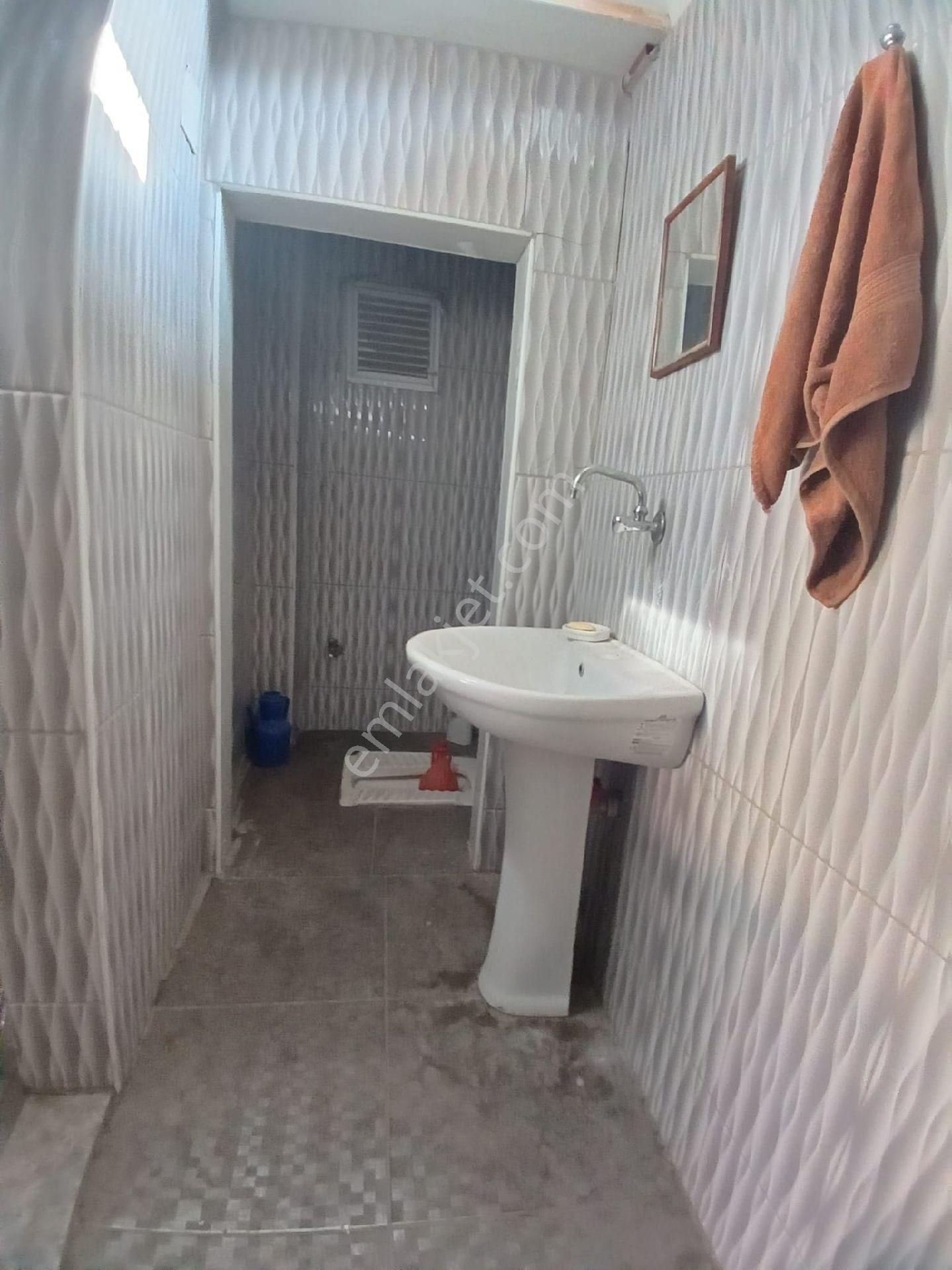 Baraj Yoluna Çok Yakın Hasarsız Cemalpasa Cadde Üzerinde Komple Satılık Bına - Görsel 19