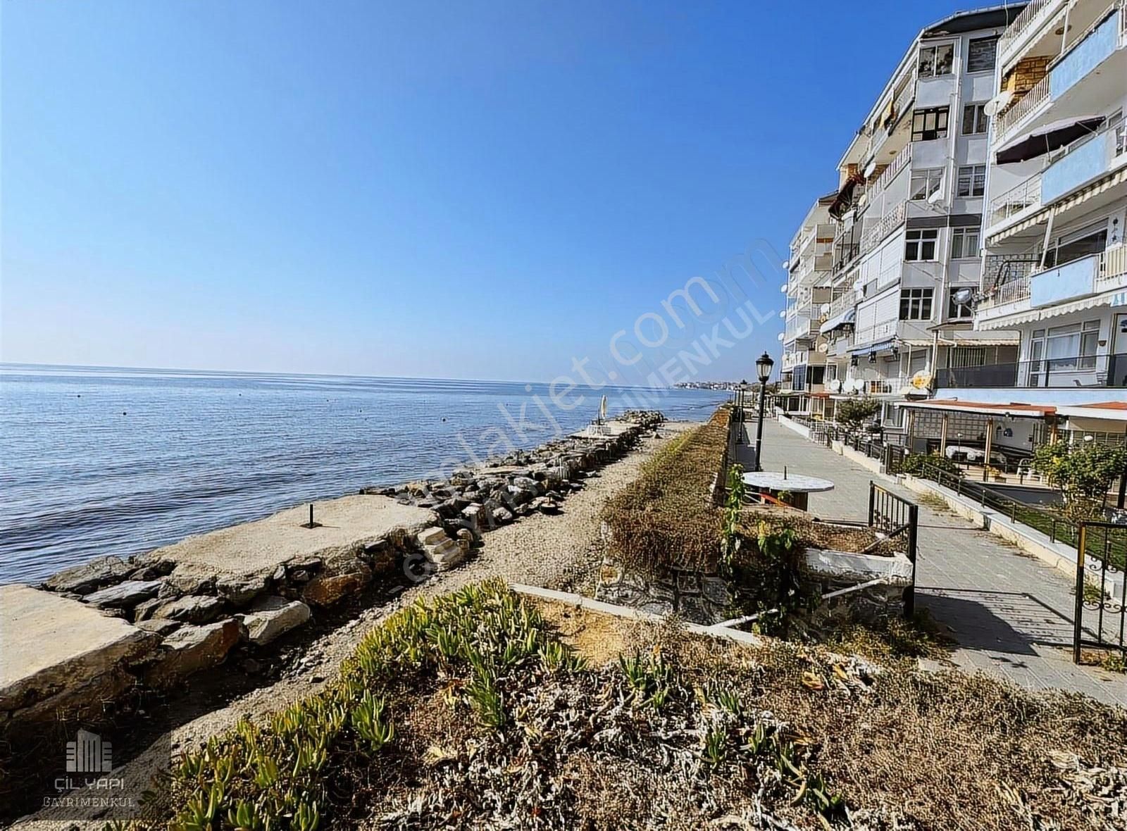 ## Demirören Sitesi 5. Kat 2+1 90 M2 Daire ##