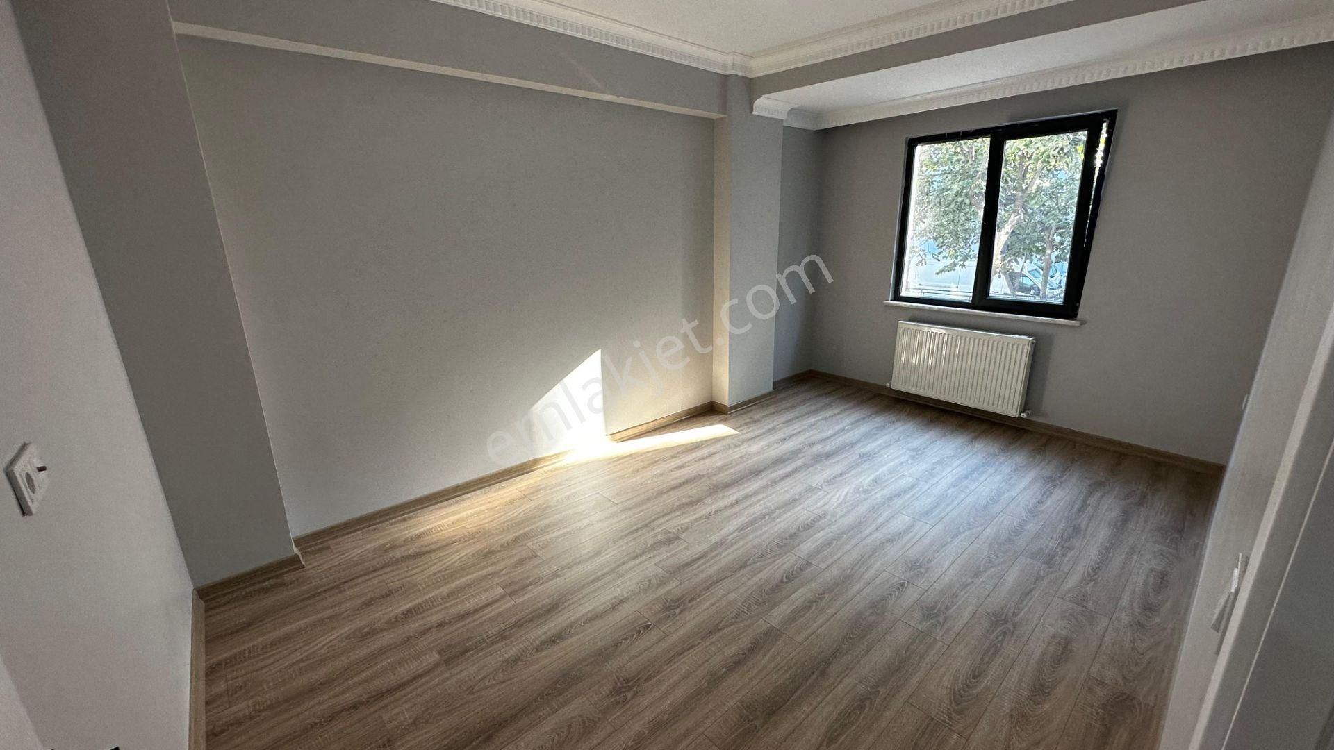 Altın Emlak Eyüp Elif Rana Özdemir'den Satılık Daire
