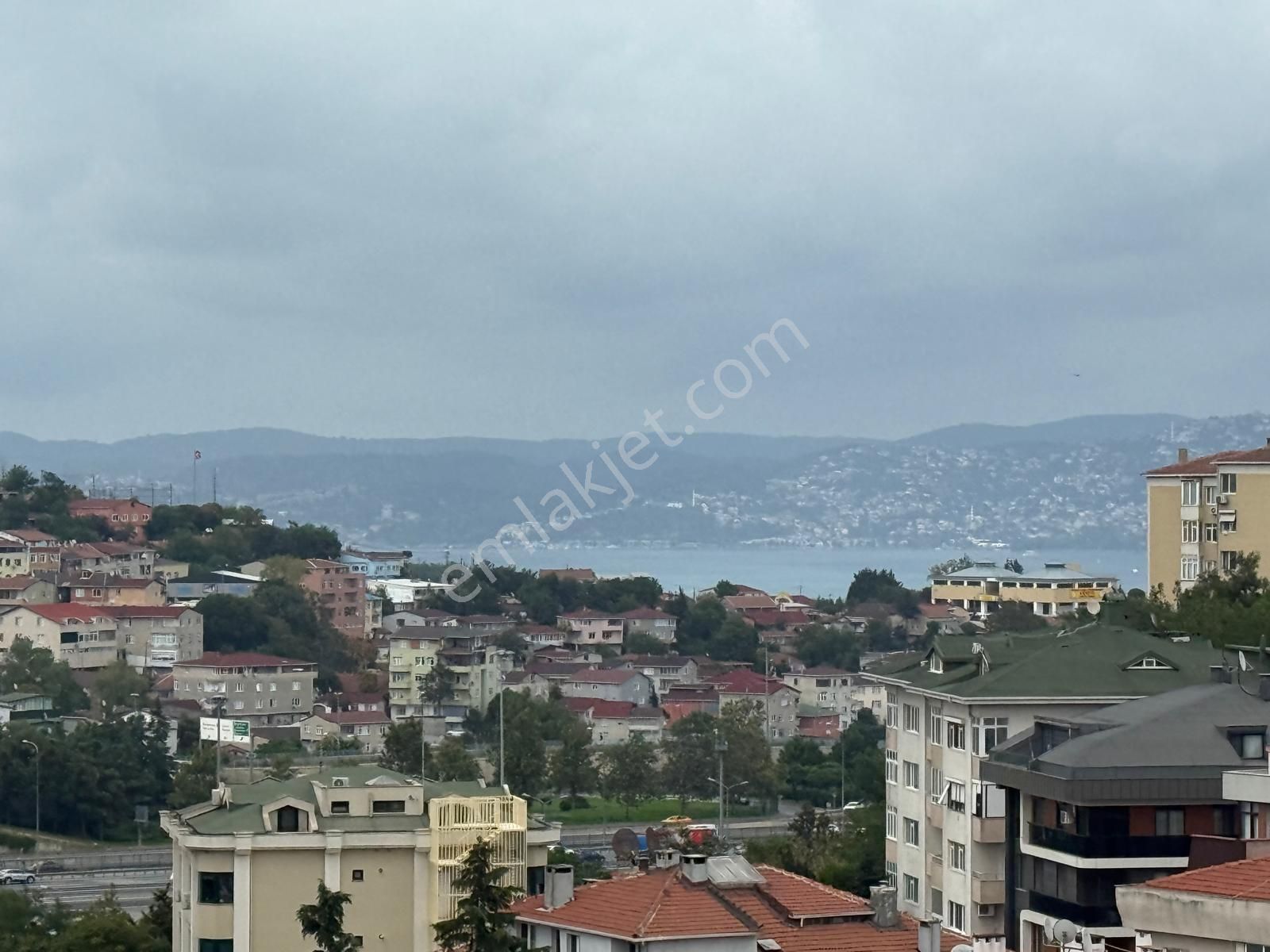 Etiler'de 4 Yıllık Binada Kapalı Garajlı Deniz Manzaralı Dubleks