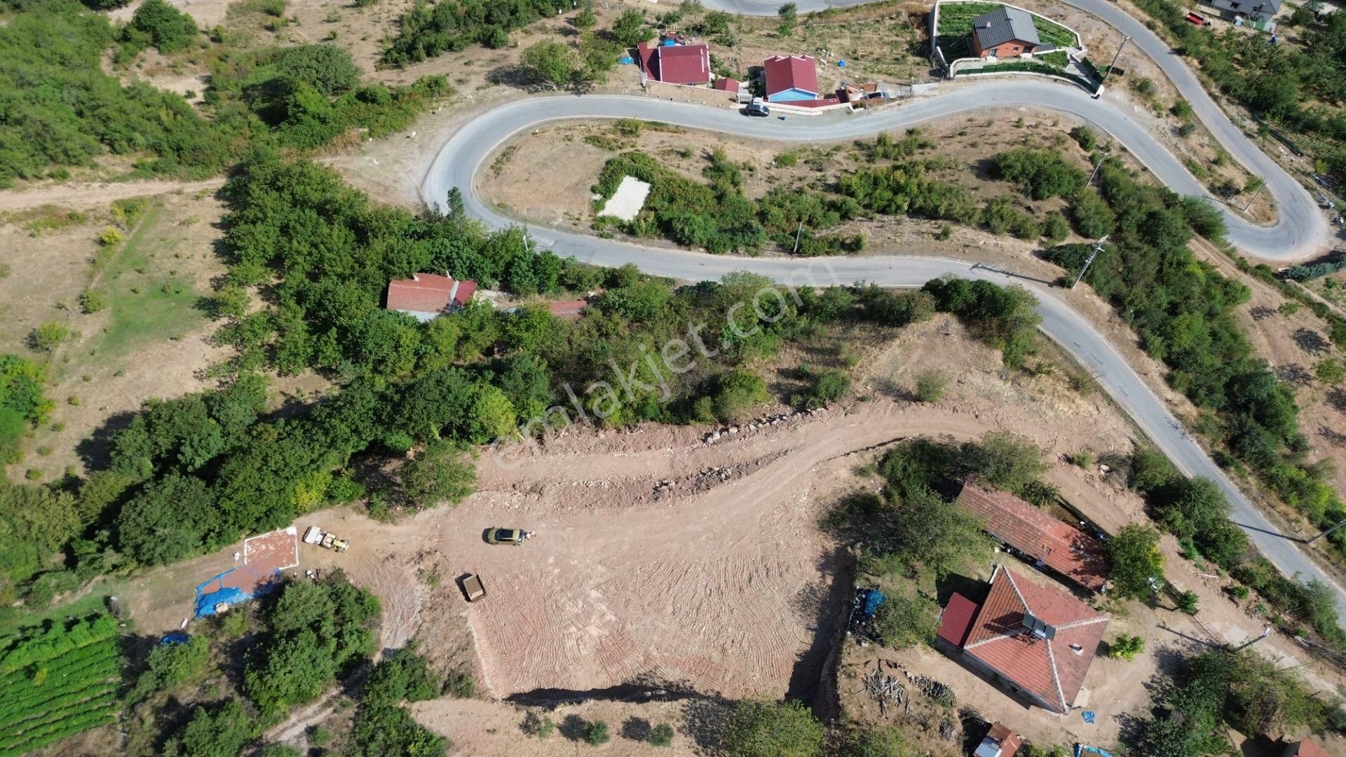 Emlakçe G Y M'den Geyve Akıncılar Kadirlerde Satılık Arsa - Görsel 2