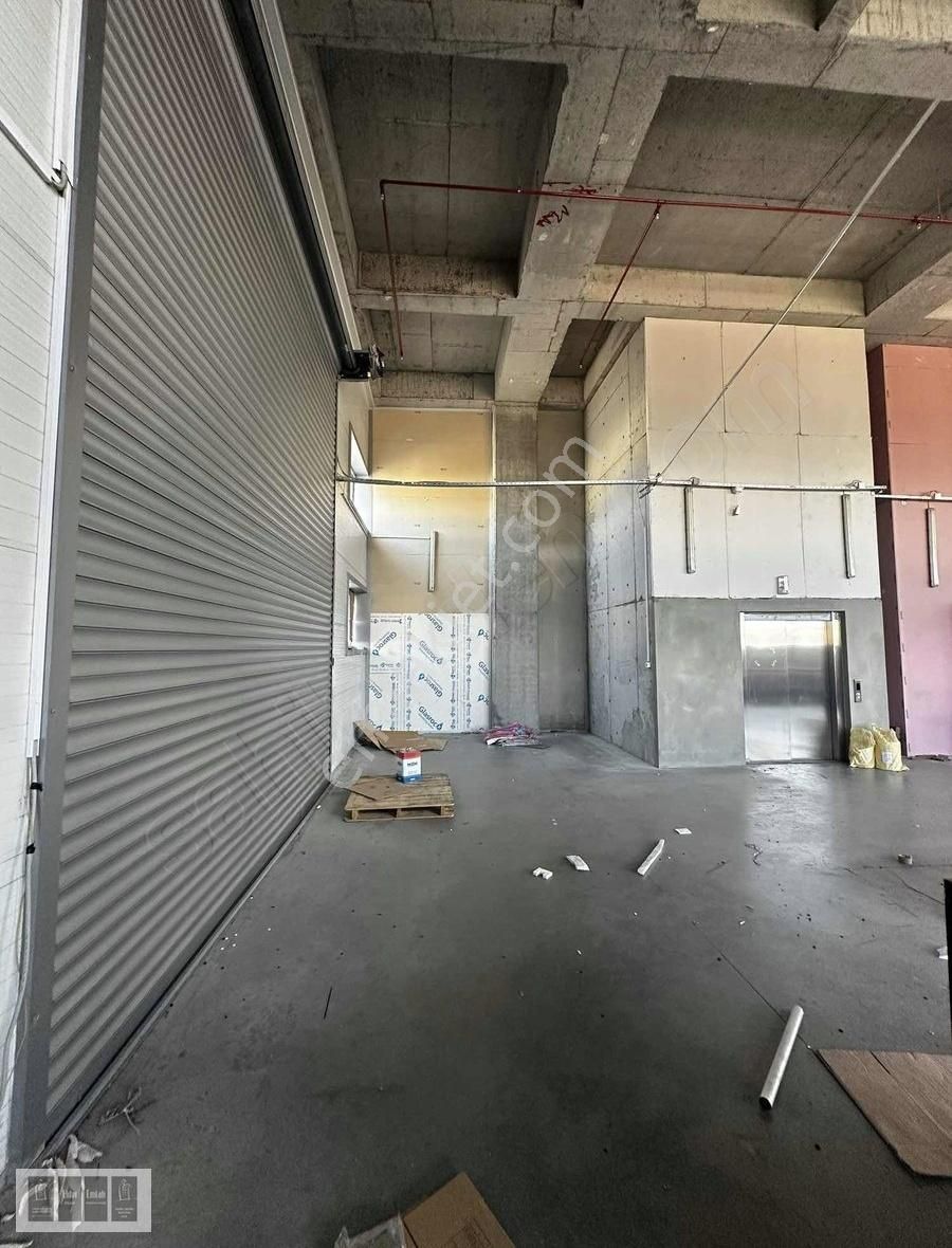 İkitelli İpkas Pilastikciler San Sitesinde Kiralık 900 M2 İşyeri - Görsel 19