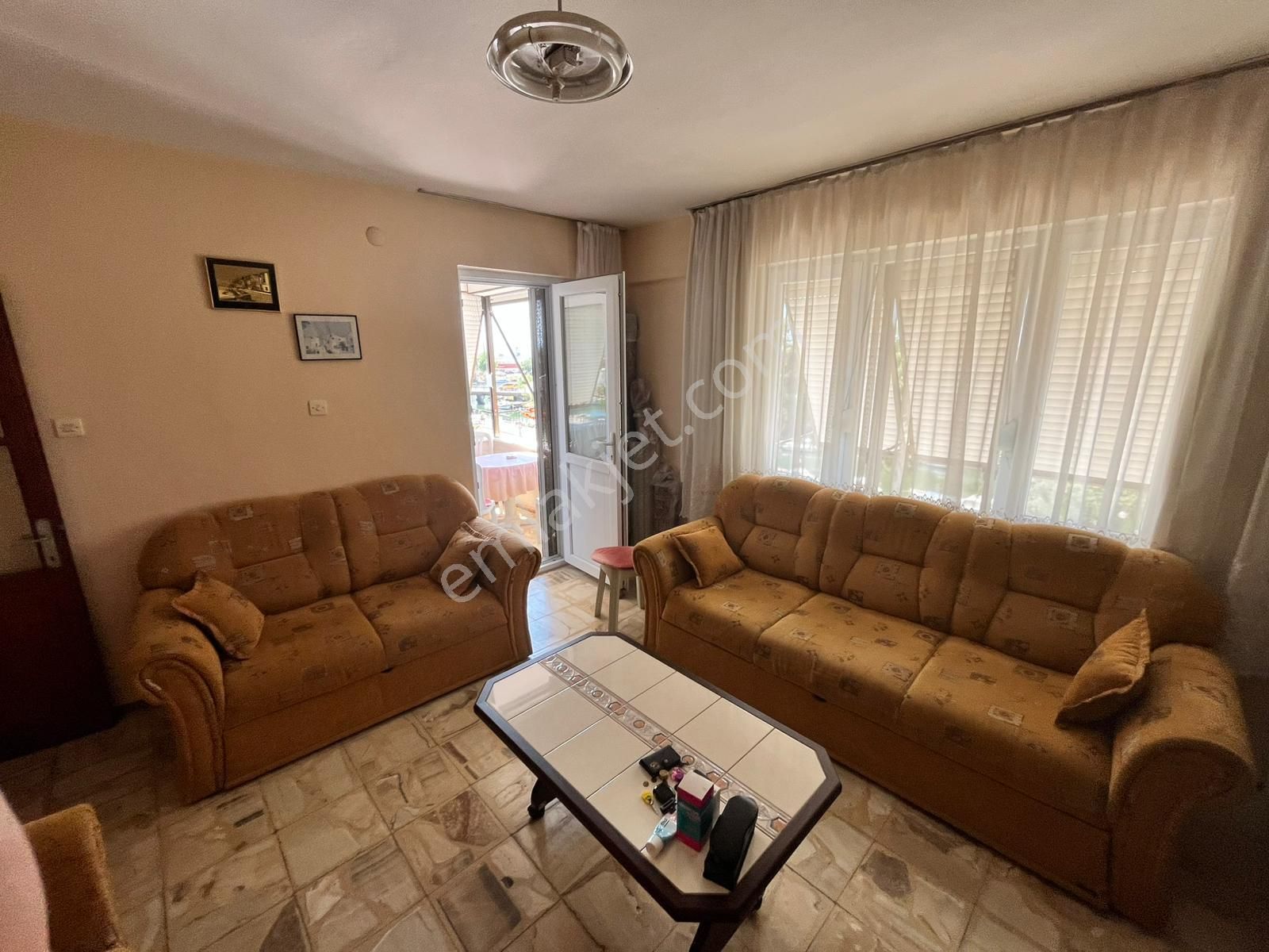 Akçay Köşemden Merkezde Eşyalı 2+1 Kiralık Daire