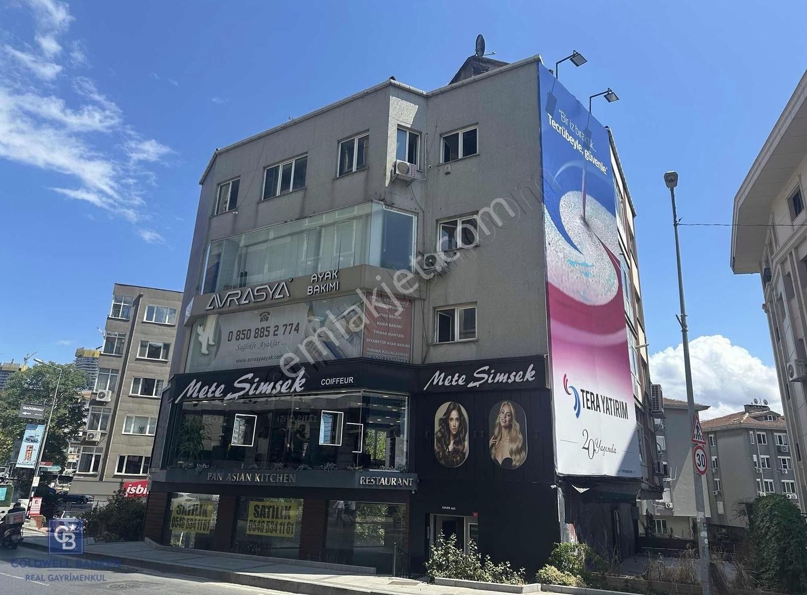 Etiler Nispetiye Yatırımlık Köşe Parsel 7 Katlı Satılık Bina