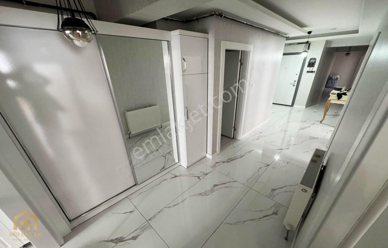 Mir'den Çambaşı Cadde Üzerinde Yeni Binada Lux 4+1 Daire