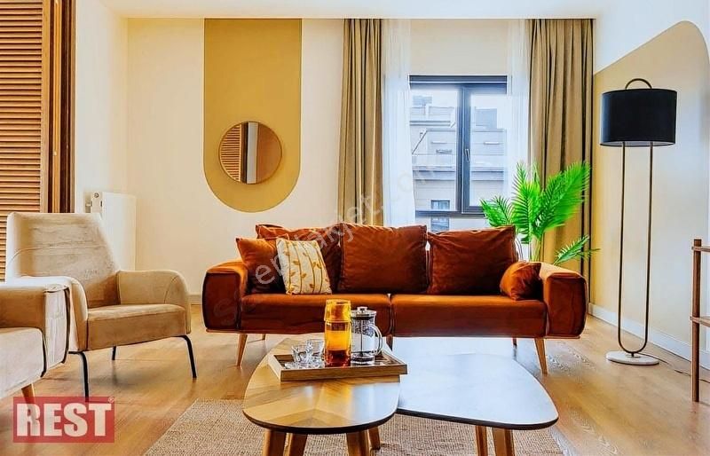 Skylandda Balkonlu Sıfır Tasarım Eşyalı Ebeveyn Banyolu Kiralık