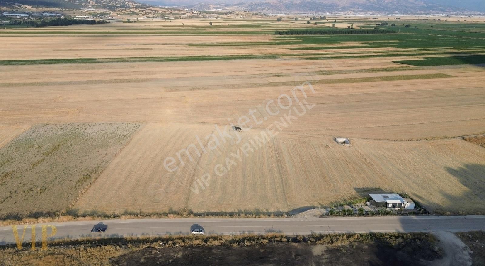 Vip Gayrimenkul'den Kışla Mah. Anayol Cepheli 4.320m² Arazi - Görsel 12