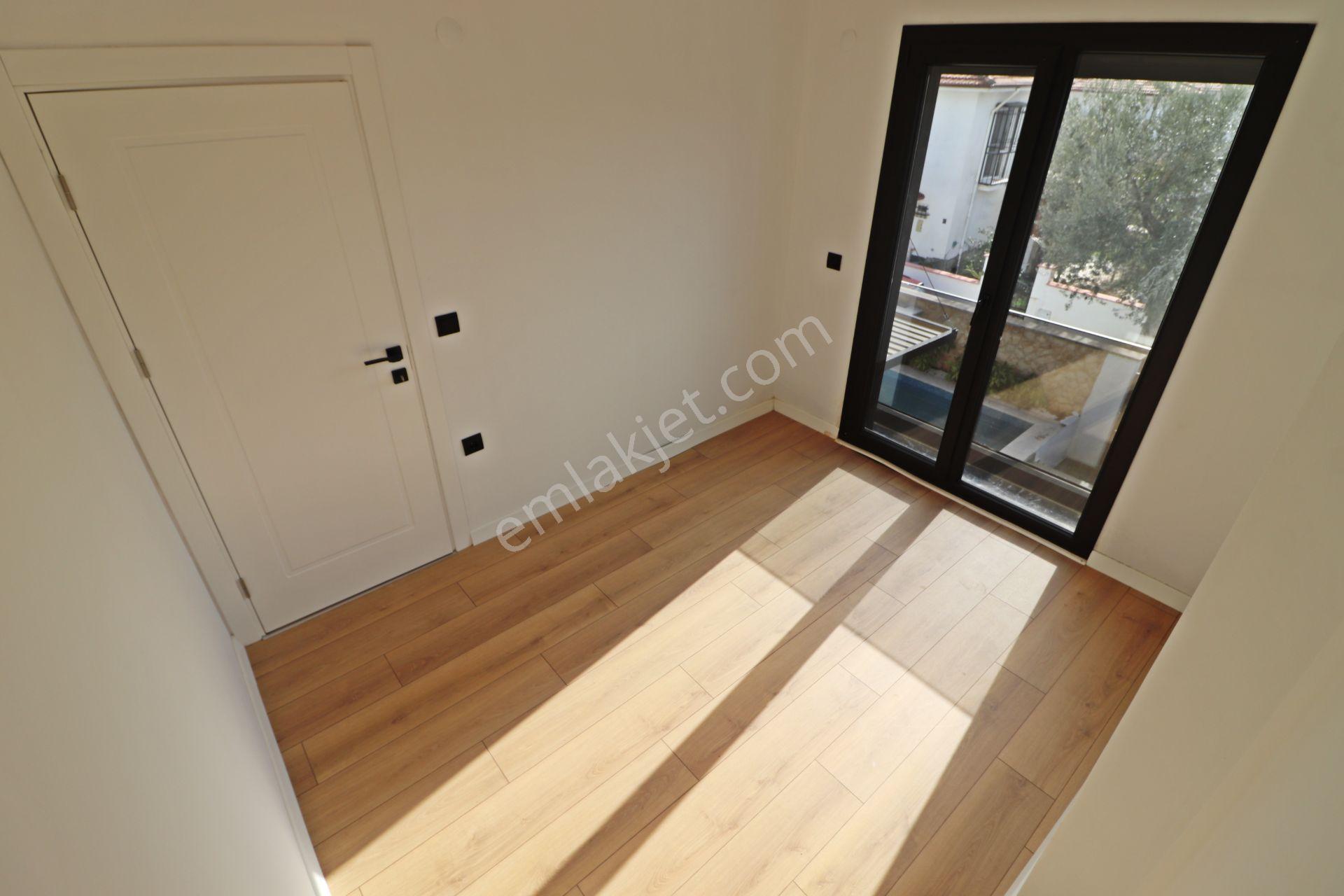 Güre De Efsane Göz Kamaştıran Havuzlu Saunalı 5+1villa - Görsel 15