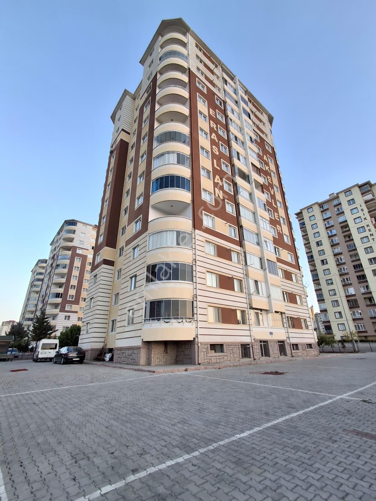 Beyazşehirde 3+1 Ara Kat Güney Cepheli Meskenli Satılık Daire