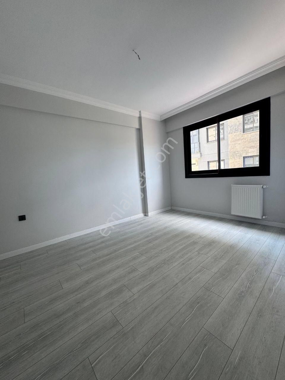 İzmir Karabağla Devrim Mahde Site İçerisinde 3+1 Satılık Sıfır Daire - Görsel 14