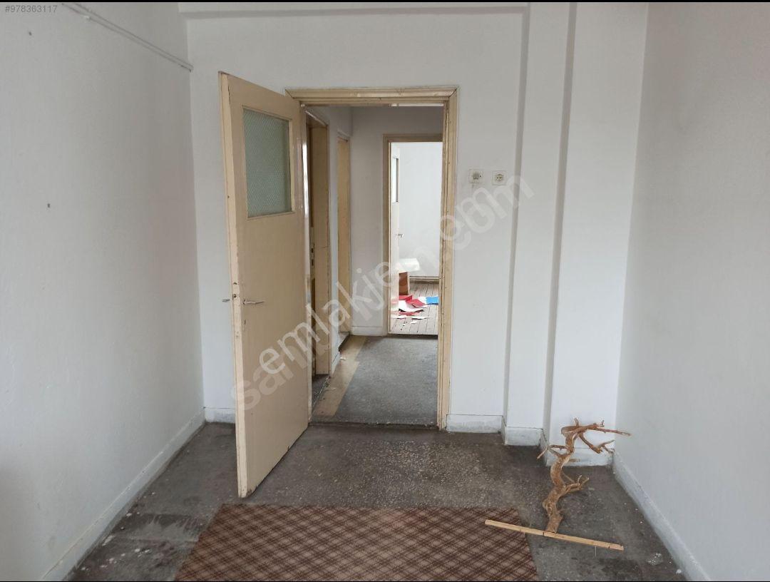 Sivas Merkez Ece Mah. Halil Rıfat Paşa Cad. ( 130 M2 ) N0:34 De 4+1 Daire Çok Acil İhtiyaçtan - Görsel 2