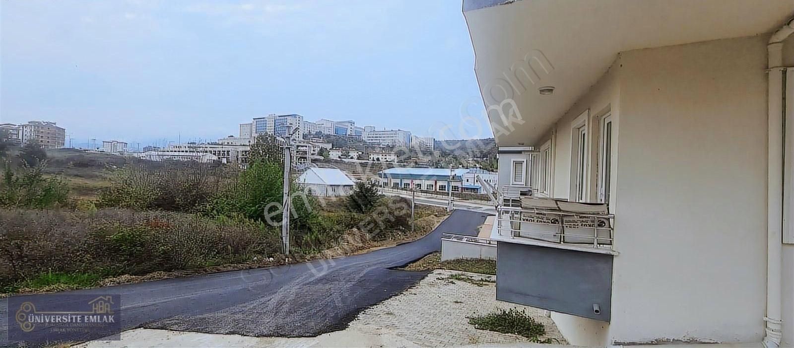 Düzce Üniversitesine 50mt Mesafe De Lüx Eşyalı Satılık 1+1 Daire - Görsel 5