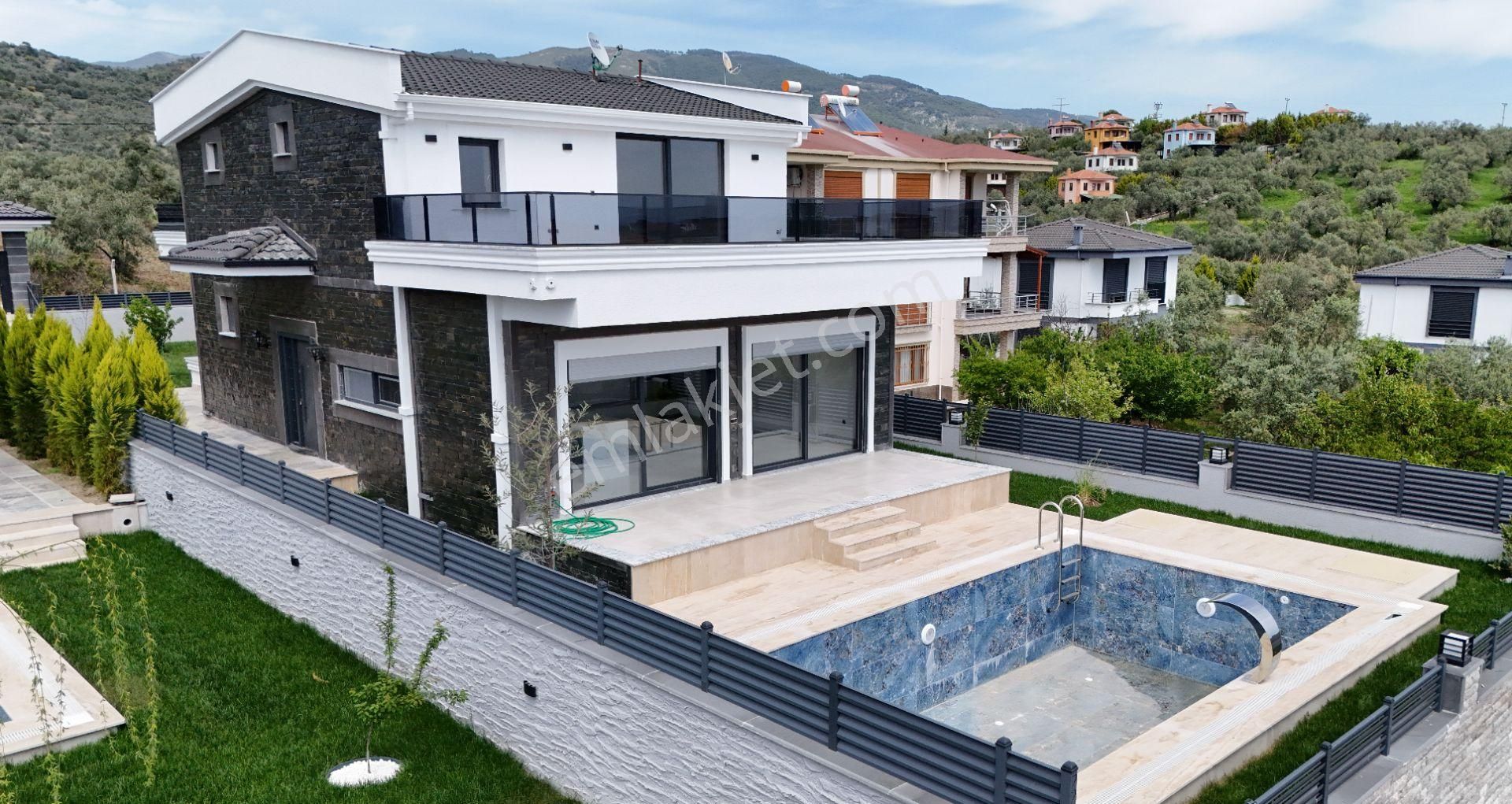 Göz Alıcı Tasarım Özgür Yaşam Havuzlu Bahçeli Müstakil 4+1villa - Görsel 7