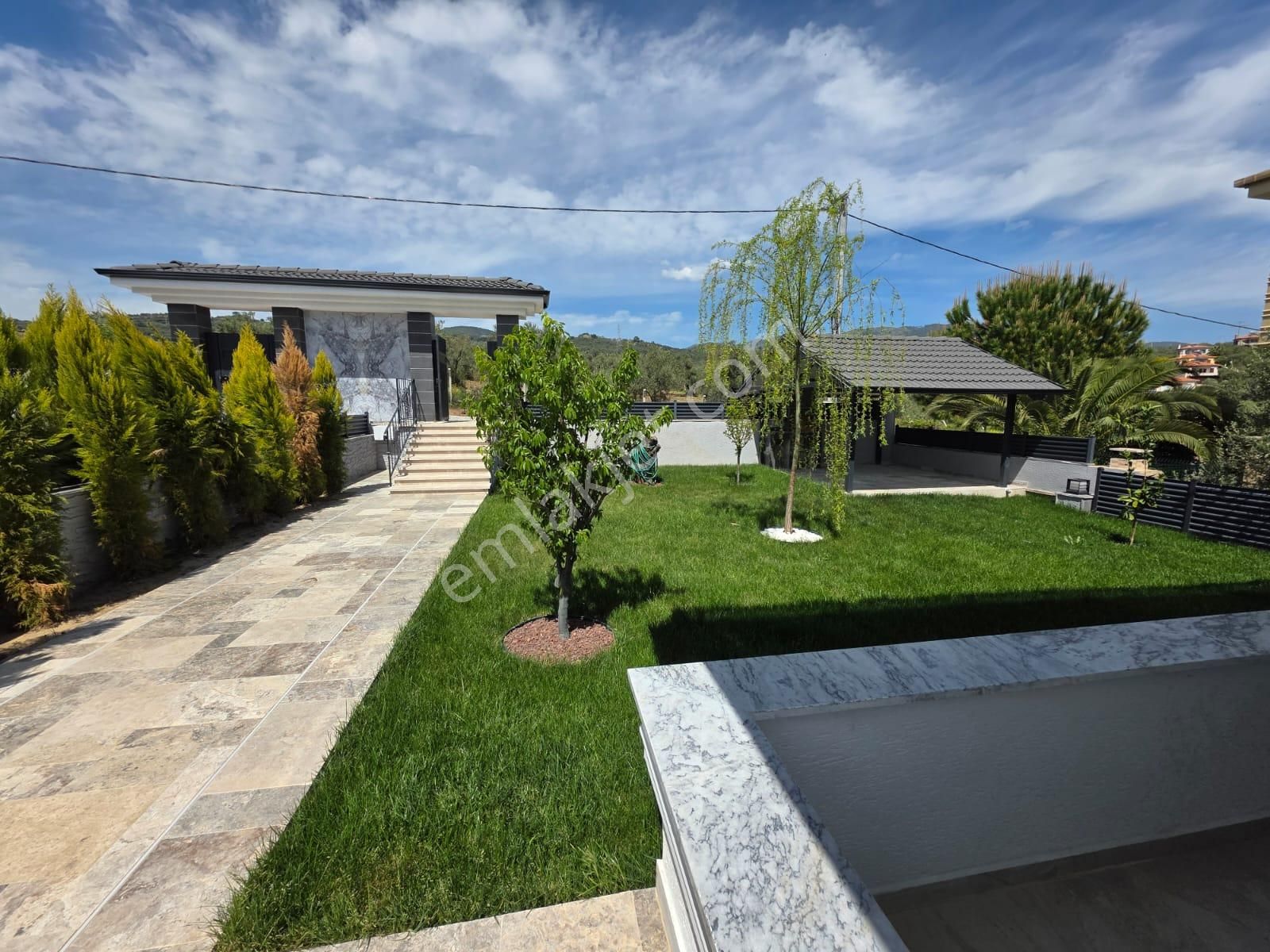 Göz Alıcı Tasarım Özgür Yaşam Havuzlu Bahçeli Müstakil 4+1villa - Görsel 35