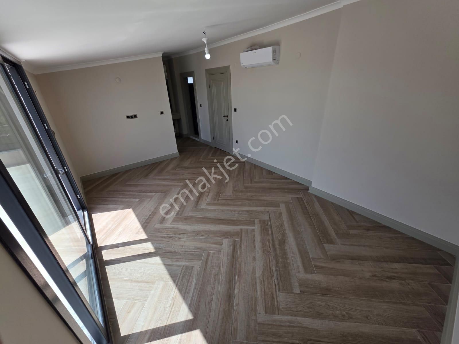 Göz Alıcı Tasarım Özgür Yaşam Havuzlu Bahçeli Müstakil 4+1villa - Görsel 23