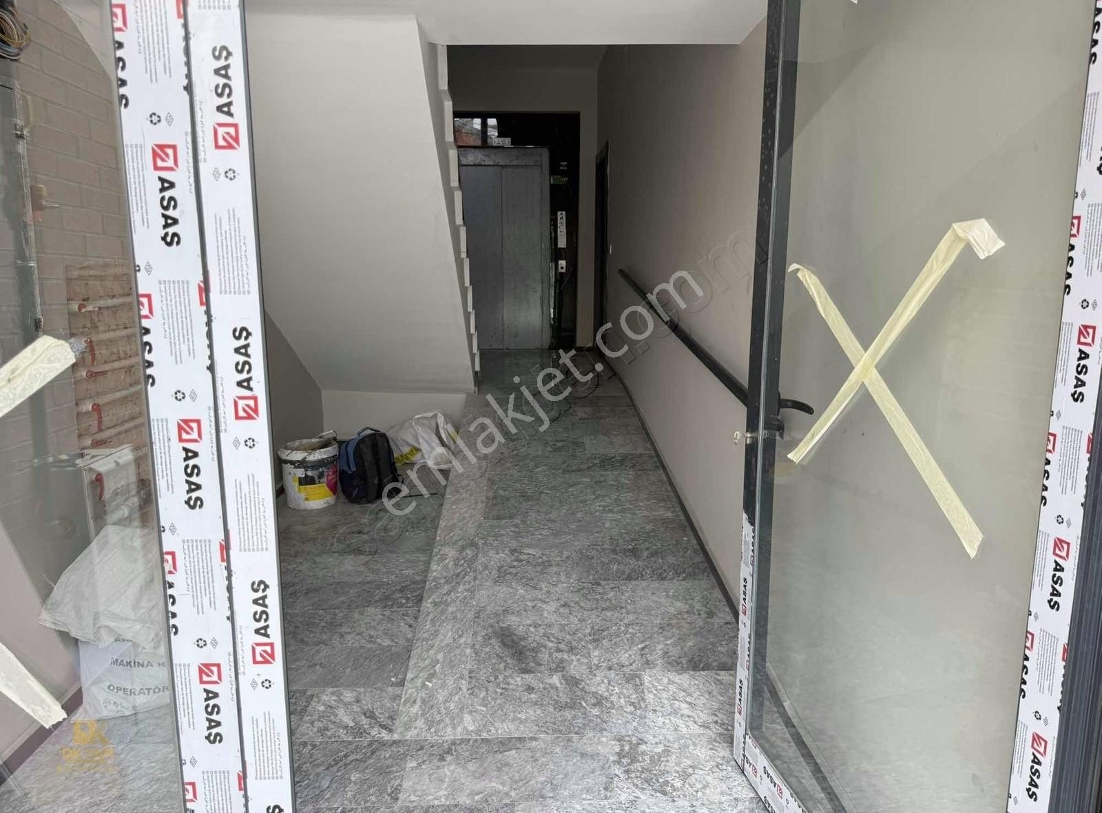 Adapazarı Outlet Bölgesinde Kiralık 3+1 Lüx Daire - Görsel 13