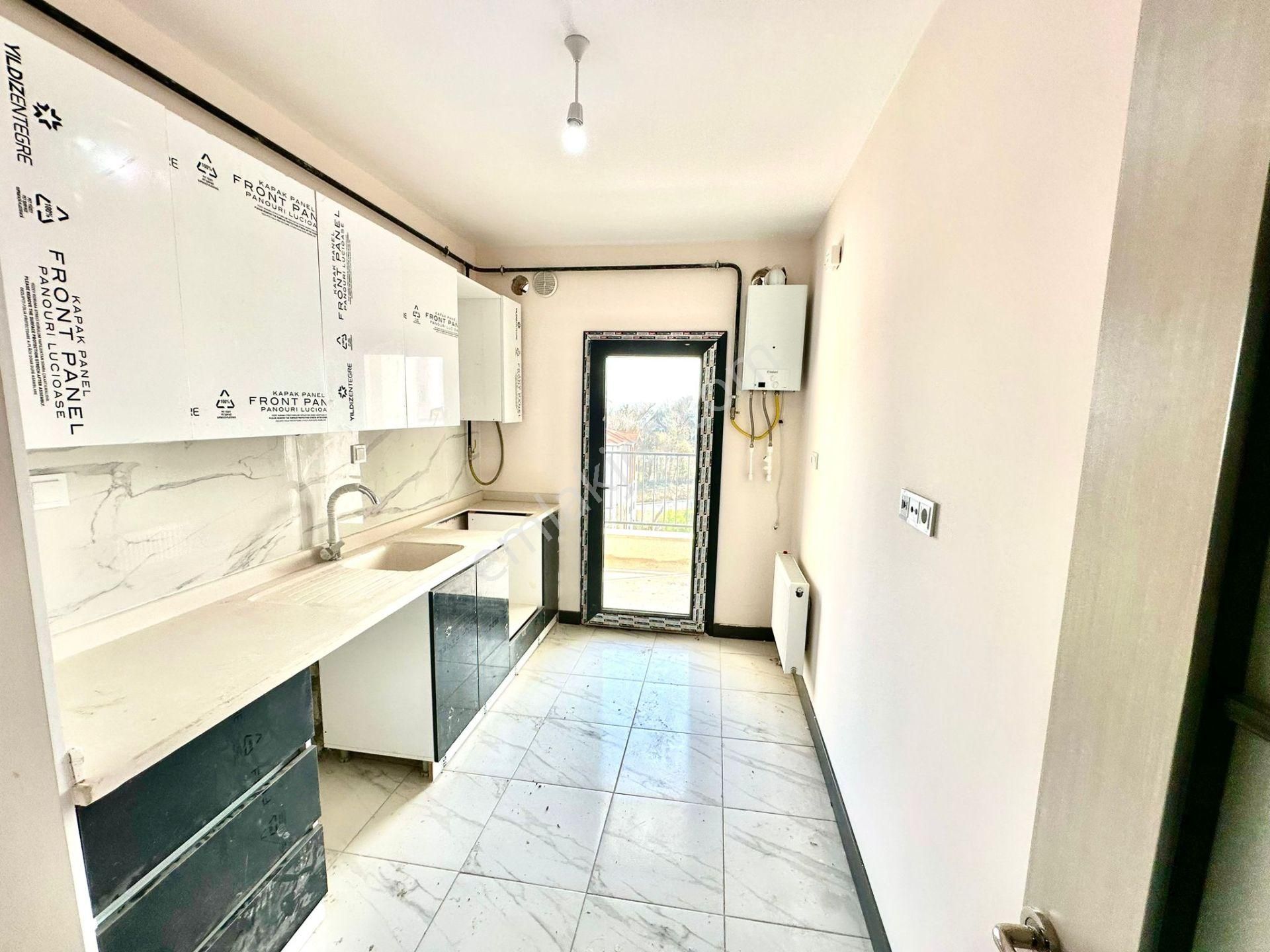 Alandüzün'de Kiralık 3+1 Kiler'li Daire - Görsel 11