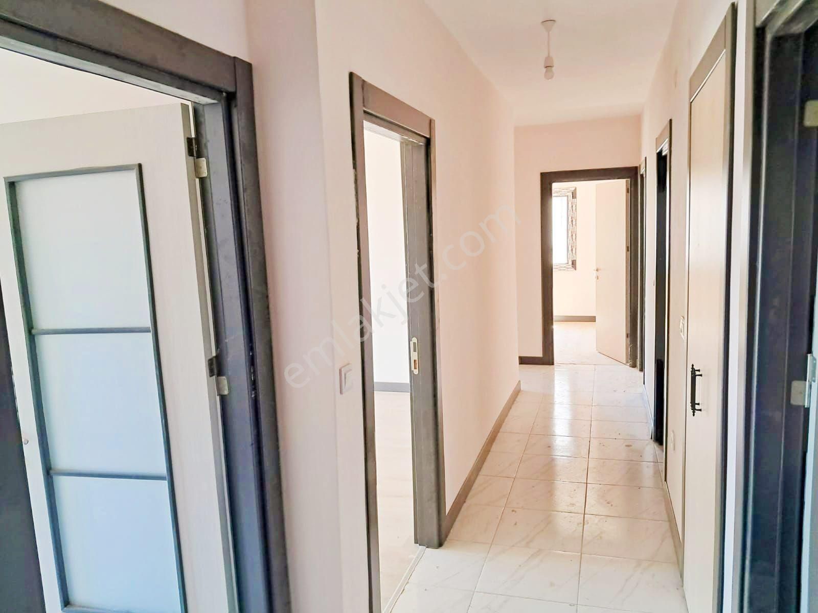 Alandüzün'de Kiralık 3+1 Kiler'li Daire - Görsel 8