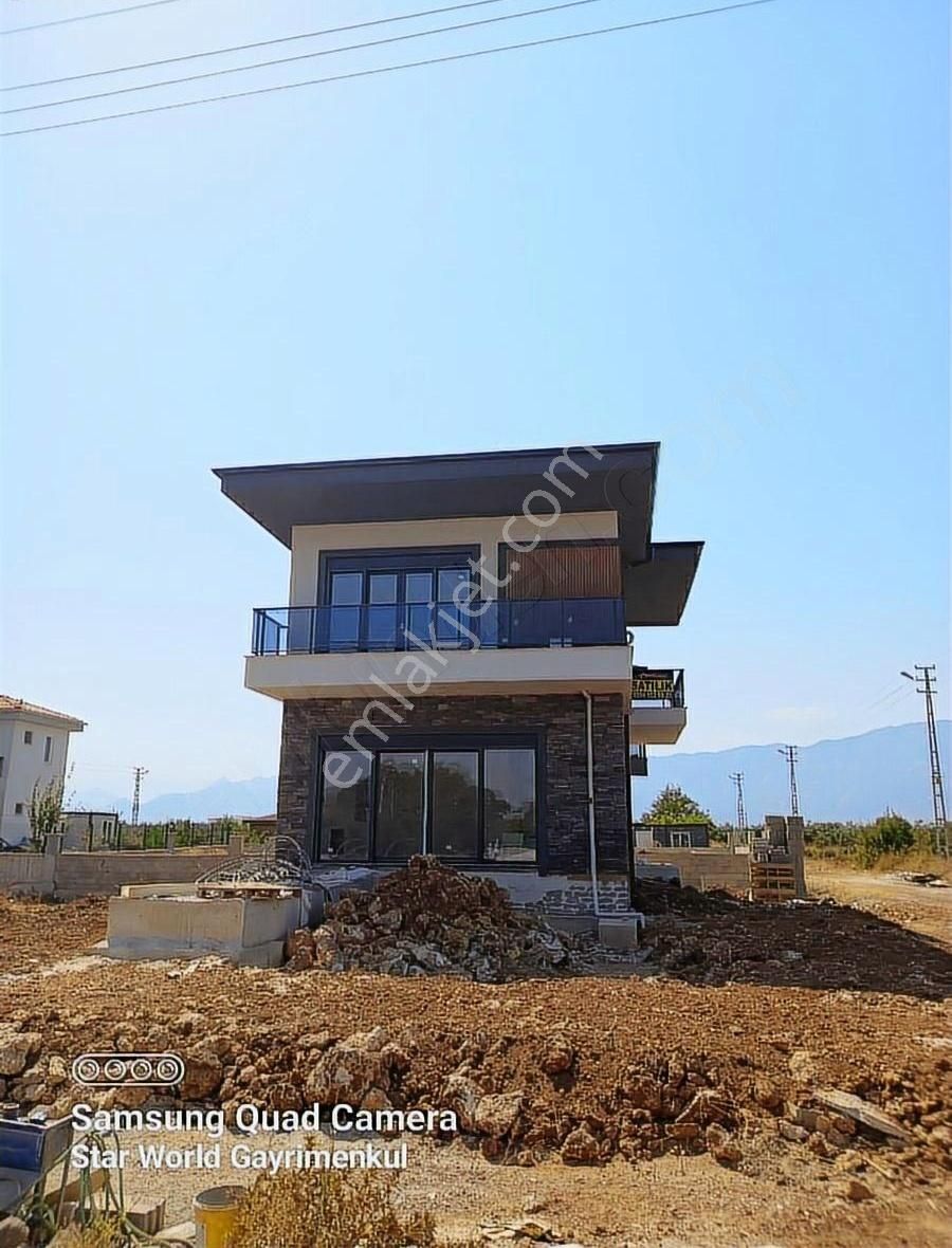 Döşemealtı Çıplaklı Satılık Villa