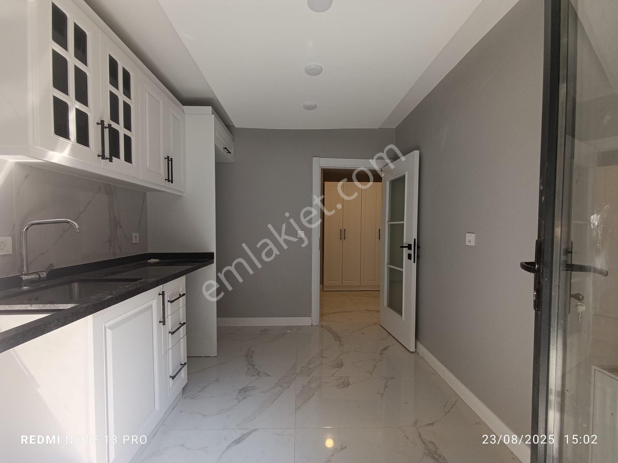 Çekmeköy Merkez Mh Satılık Ultra Lüks 2+1 100m2 Daire - Görsel 15