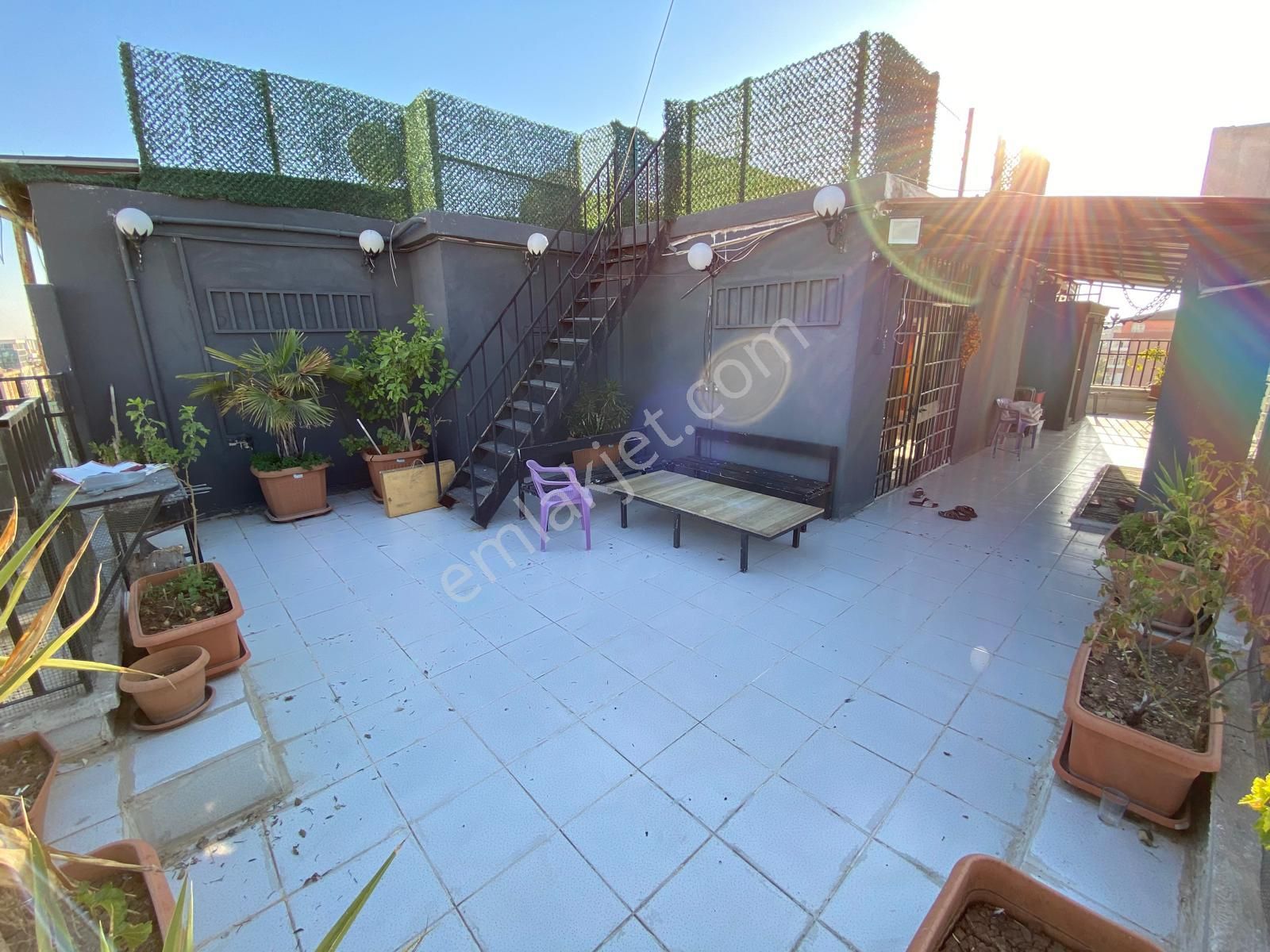 Ofis Gevran Caddesinde Satılık 3+1 Fırsat Dubleks Daire