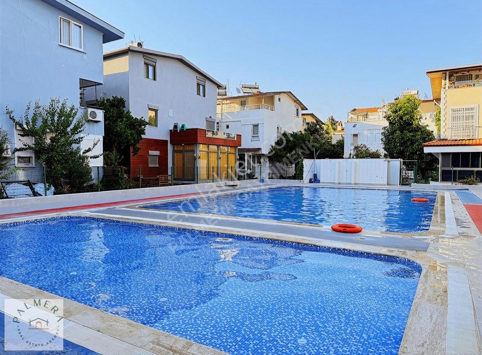 Marmaris Armutalan Mah. Havuzlu Site Çok Şık Eşyalı Daire