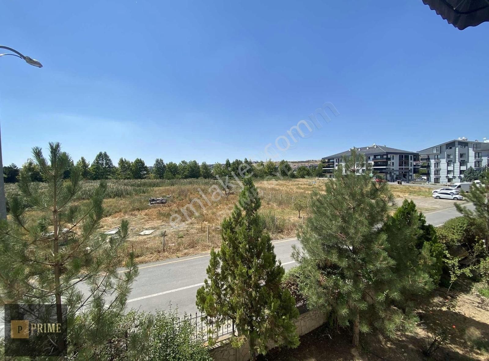 Göle Nazır Asansörlü Site 130 M2 İskanlı Nezih Konumda 3+1
