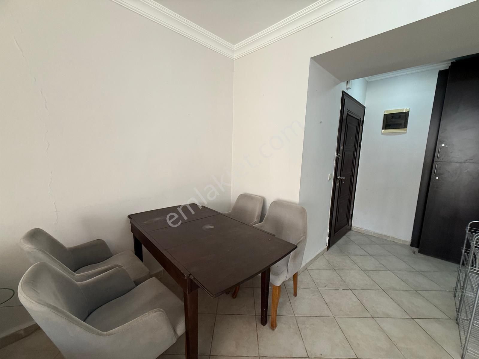 Denize Yakın Site Düzayak Konum Köşebaşı Ev Ön Blok Özel Plajlı Krediye Uygun Eşyalı Daire Yabancıda - Görsel 17