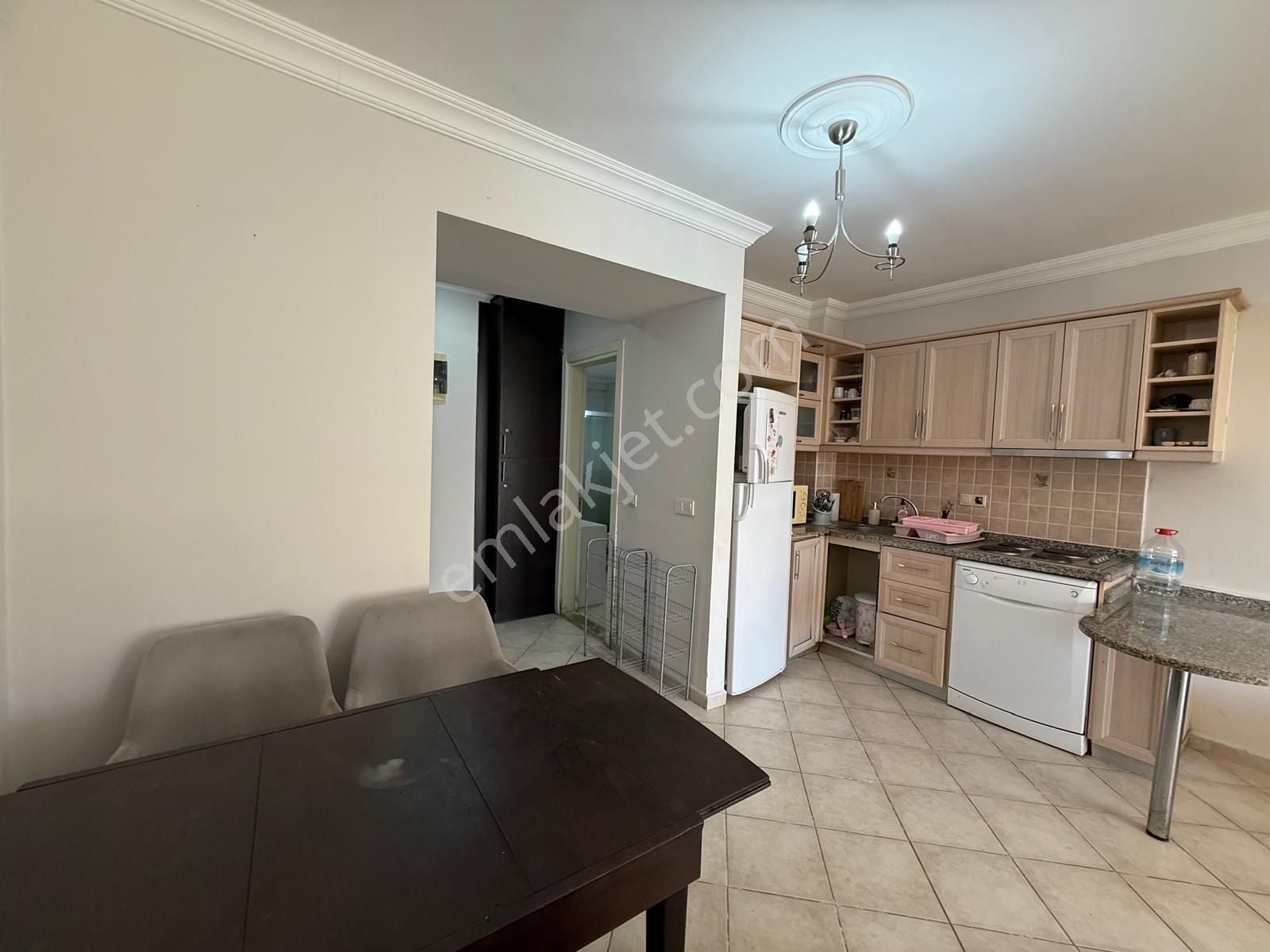 Denize Yakın Site Düzayak Konum Köşebaşı Ev Ön Blok Özel Plajlı Krediye Uygun Eşyalı Daire Yabancıda - Görsel 9