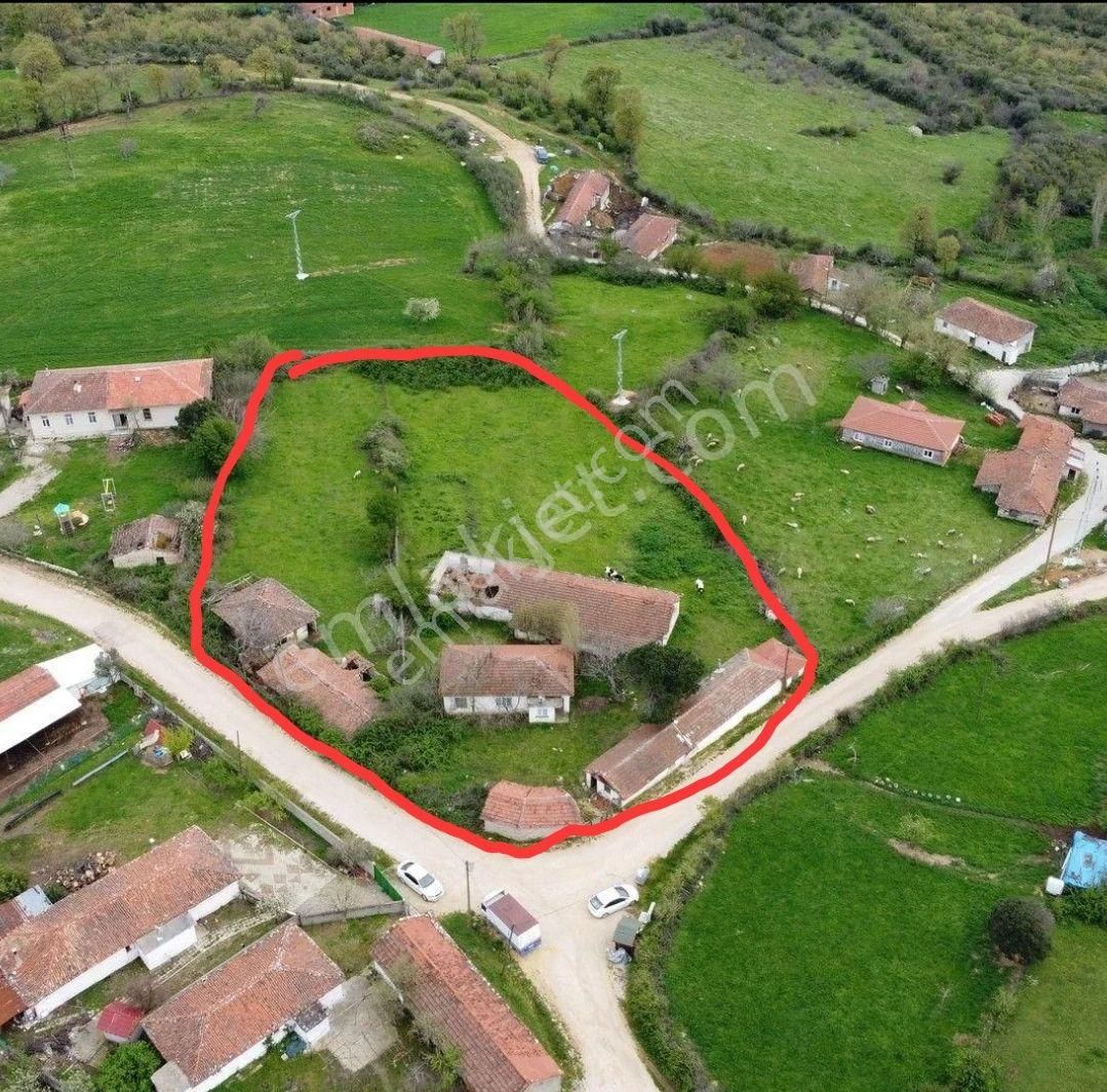 Arsa Fiyatına Satılık Köy Evi - Görsel 14