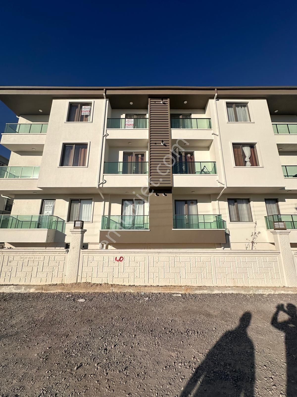 Taşpınar Gayrimenkul'den Satılık Üniversite Bölgesinde Lüks Site İçerisinde 1+1 Daire
