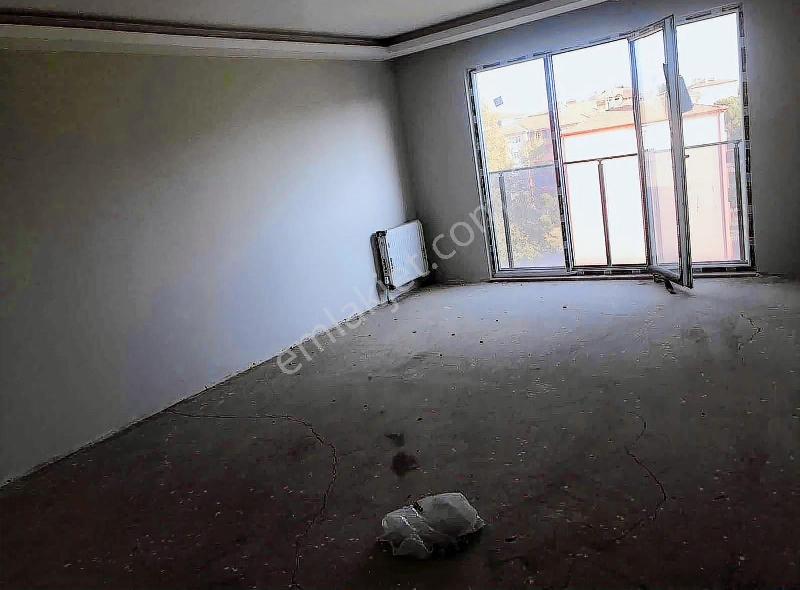 Tuzla Marinaya Yakın 3+1 Site İçi