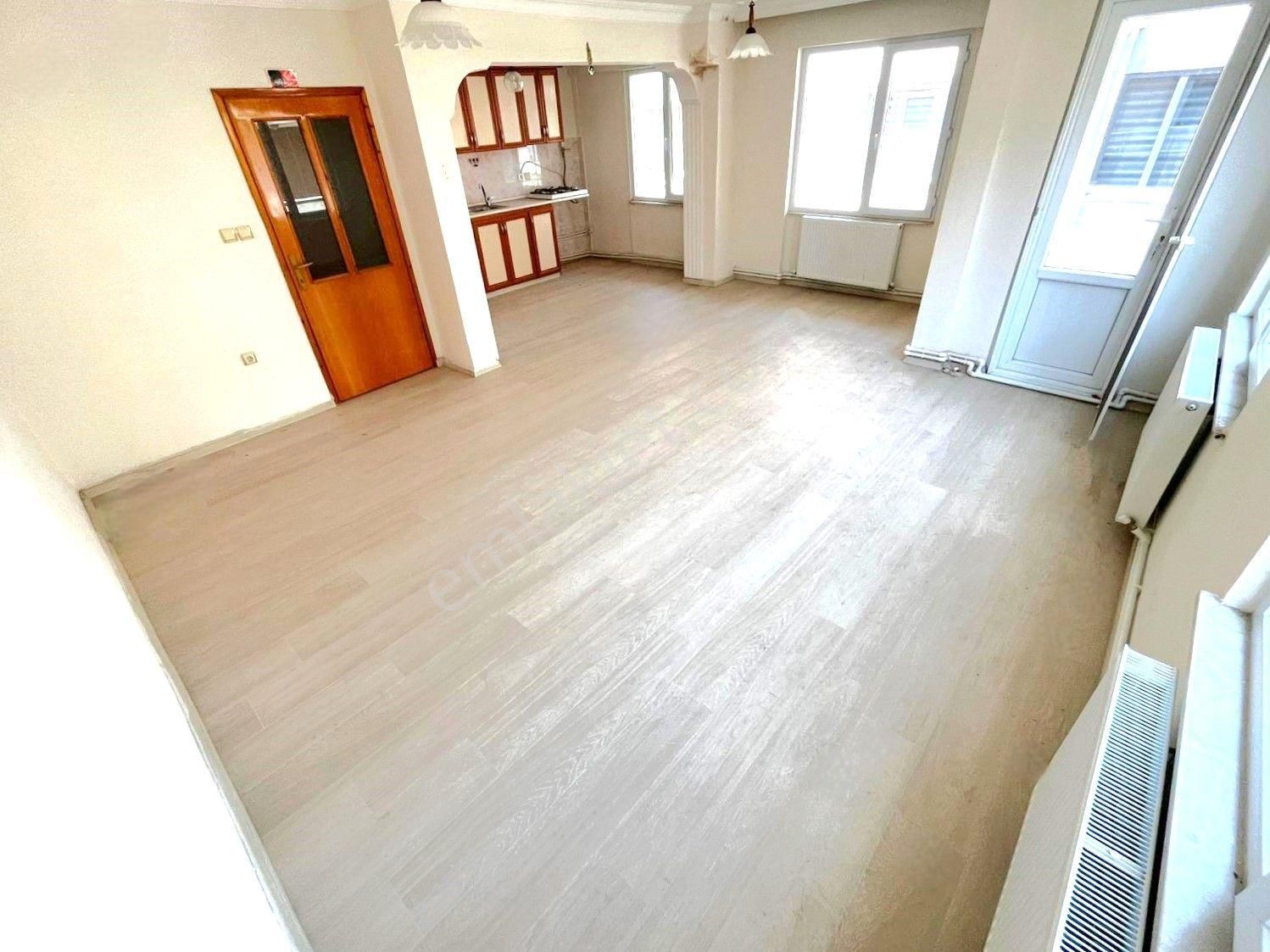 ✨akçay'da✨ Aygül'den ✨site İçi Ara Kat Ön Cephe Doğalgaz Kombili Geniş Balkonlu 2+1 Kiralık Daire - Görsel 5