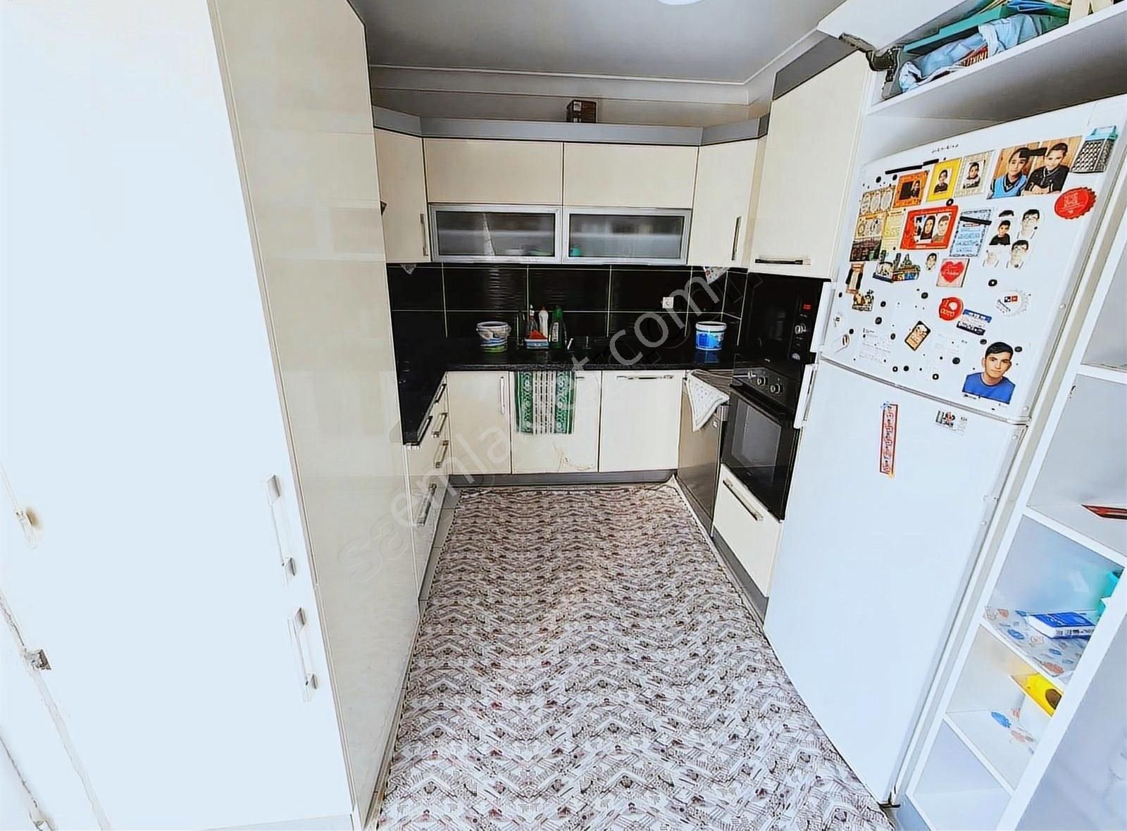 Alsancak Mh.de Kurum Servis Güzergh.full Yapılı Kilerli 3+1
