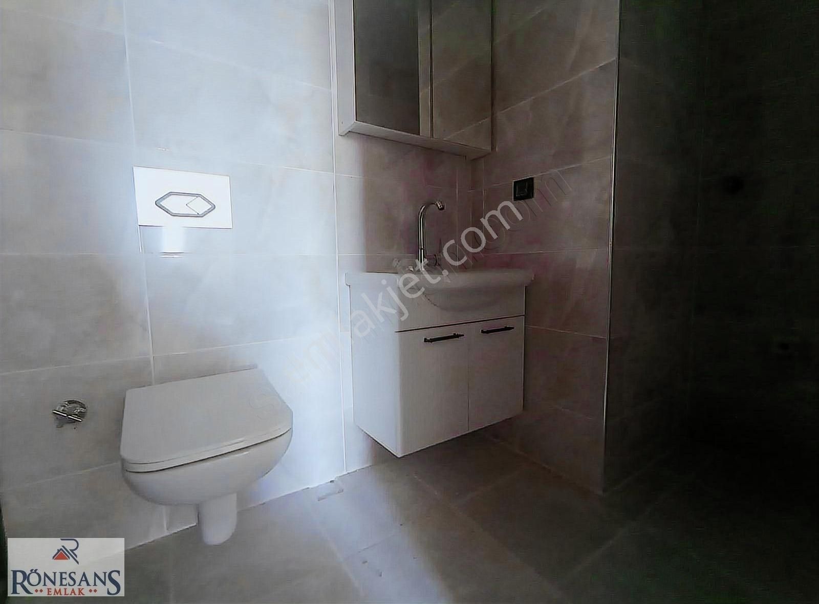 Rönesans Emlak'tan Satılık Deniz Manzaralı 1+1 - Görsel 11