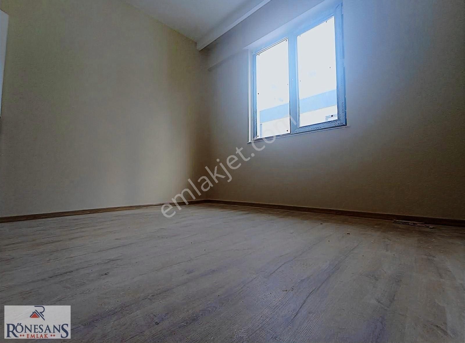 Rönesans Emlak'tan Satılık Deniz Manzaralı 1+1 - Görsel 10