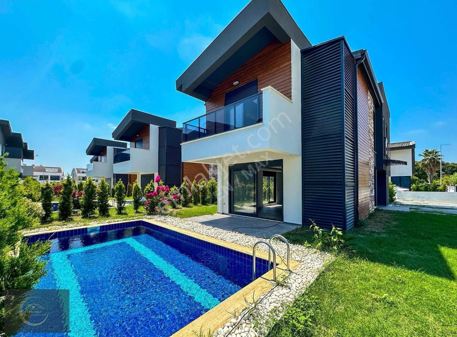 Evrensekide Müstakil 3+1 Havuzlu Satılık Sıfır Villa - Görsel 16