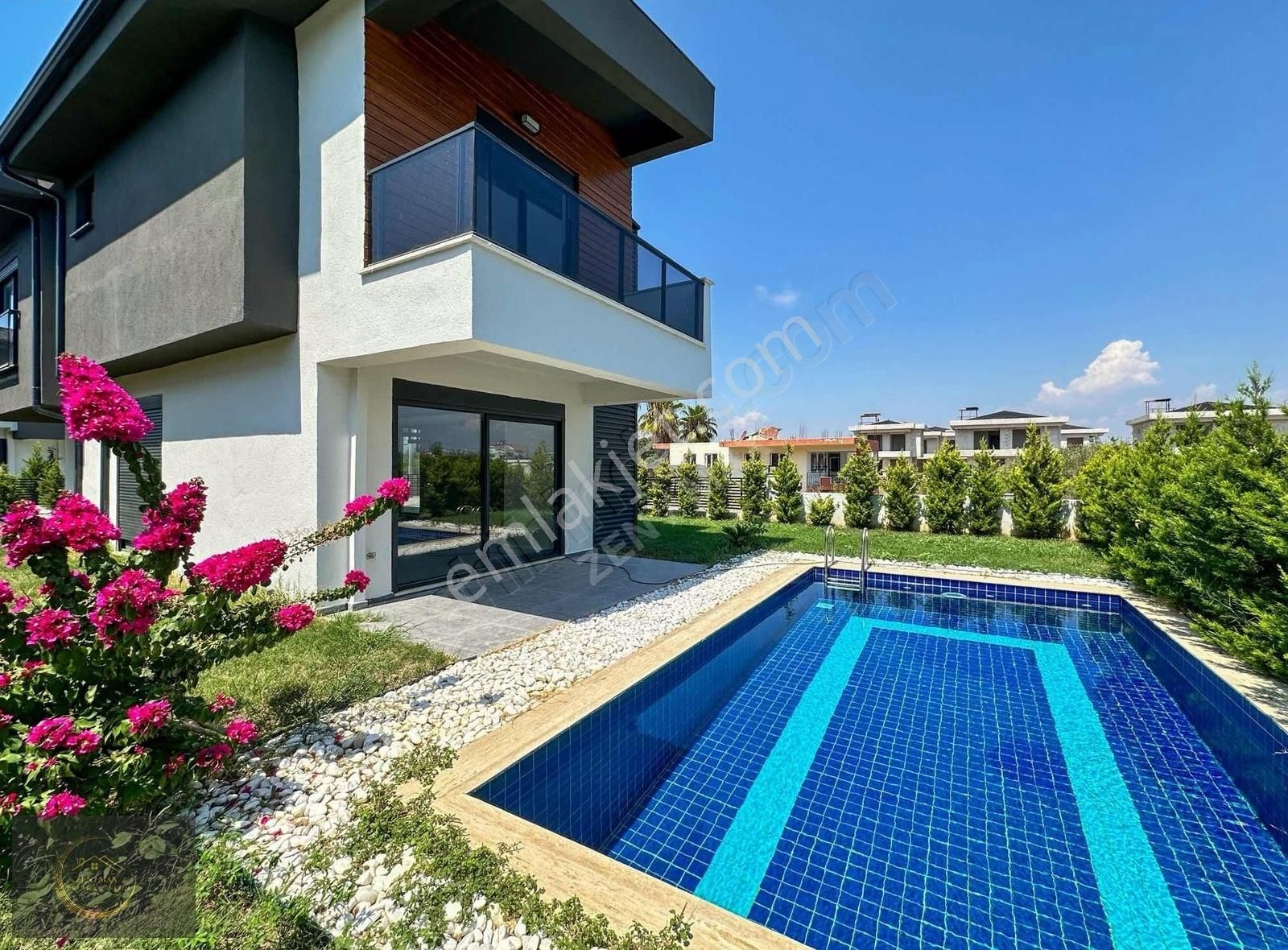 Evrensekide Müstakil 3+1 Havuzlu Satılık Sıfır Villa - Görsel 35