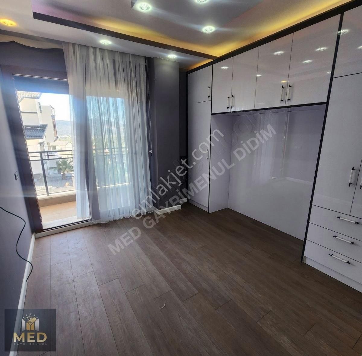 Didim Akbükte Full Deniz Manzaralı Şömineli 3+1 Lüx Vılla - Görsel 5