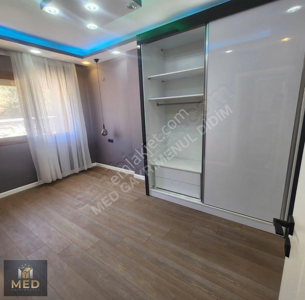 Didim Akbükte Full Deniz Manzaralı Şömineli 3+1 Lüx Vılla - Görsel 22