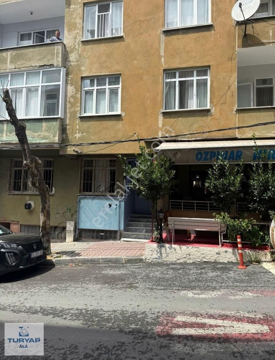 - - Turyap Âlâ Gayrimenkulden Küçükköy Mahallesinde Satılık 2+1