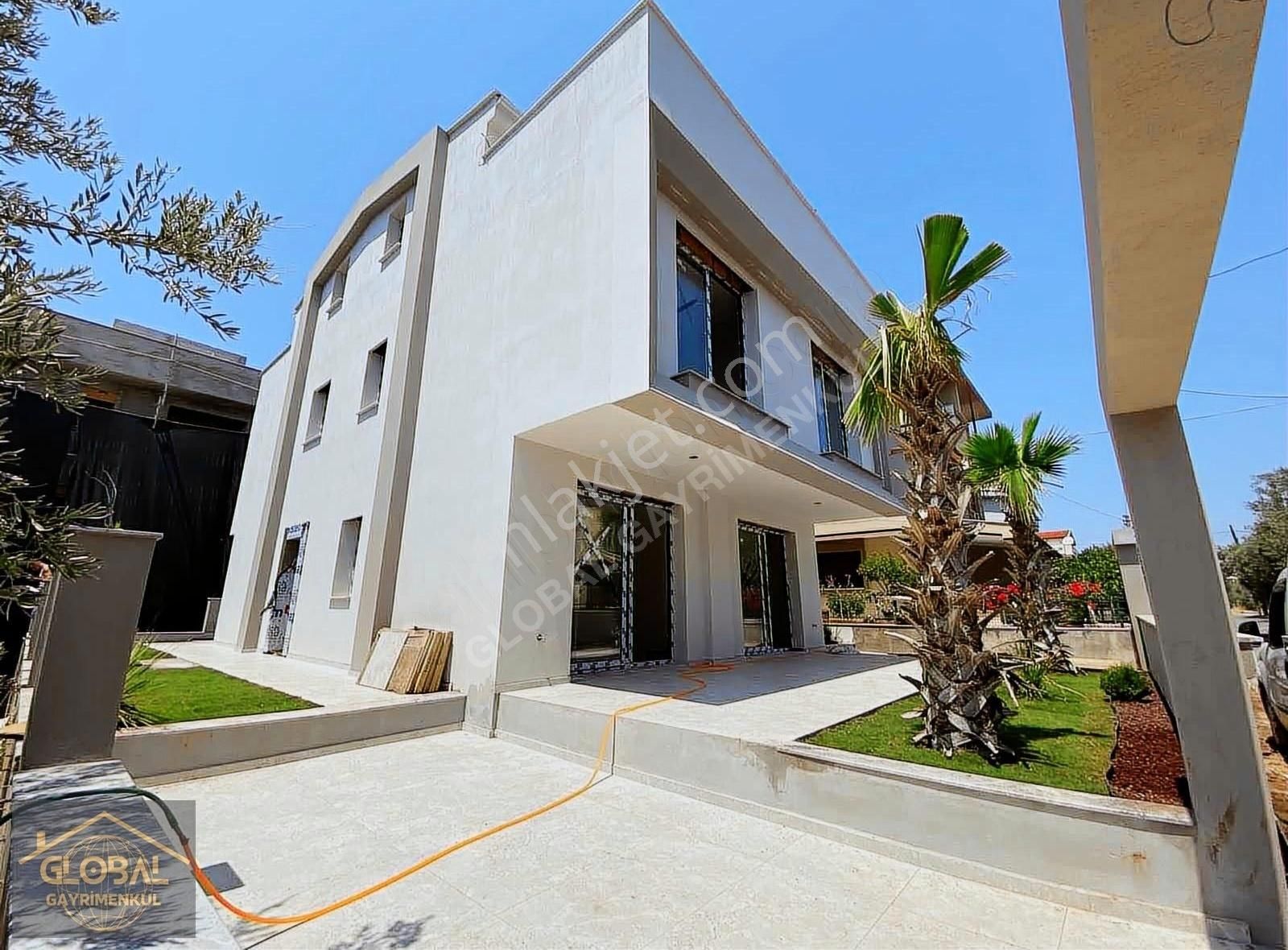 | Global | Denize Yakın Lüks Villa - Görsel 25