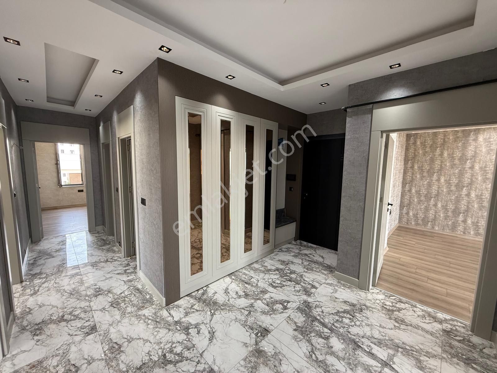 Jettir’den Satılık 3+1 Lüxs Daire Dogukente